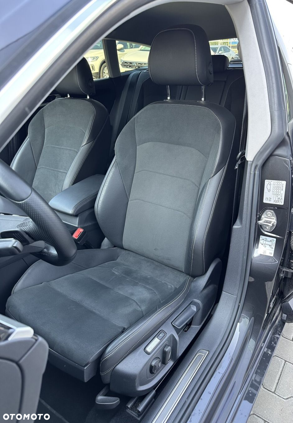 Volkswagen Arteon 2.0 TDI Elegance DSG - 14