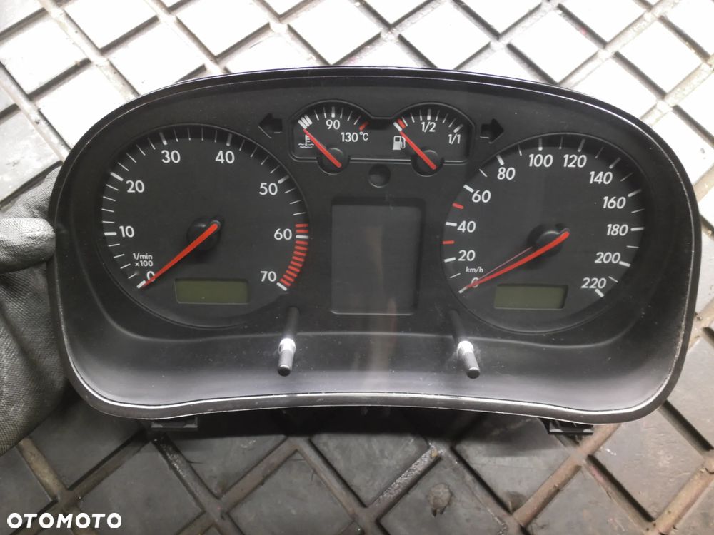 LICZNIK VW GOLF IV 4 1.4 1J0920802 POSIADAM 2 SZT - 1
