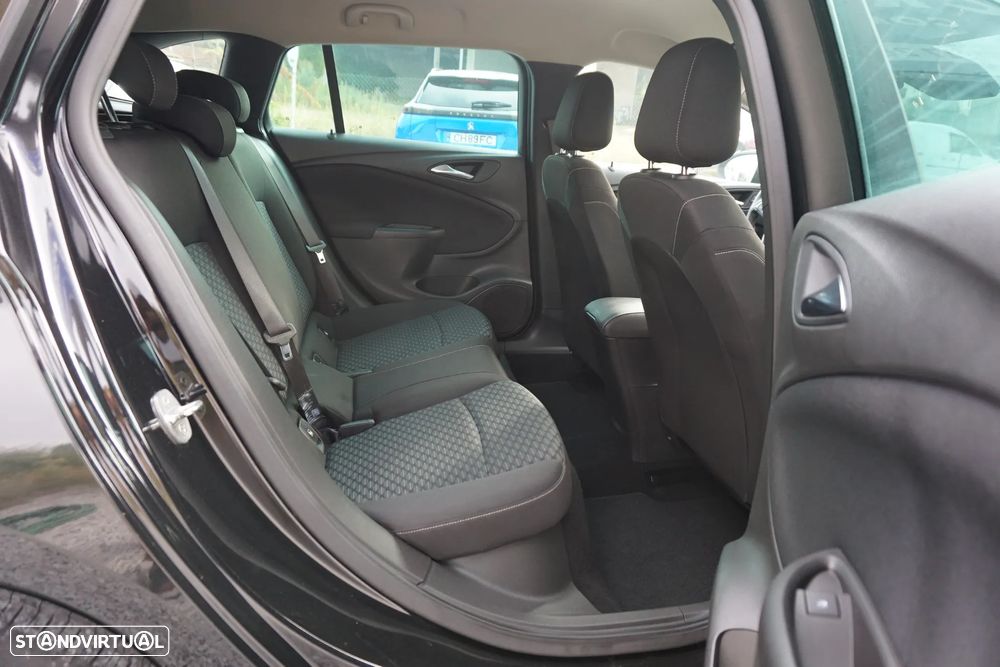 Opel Astra Sports Tourer 1.5 D Business Edition S/S - 18