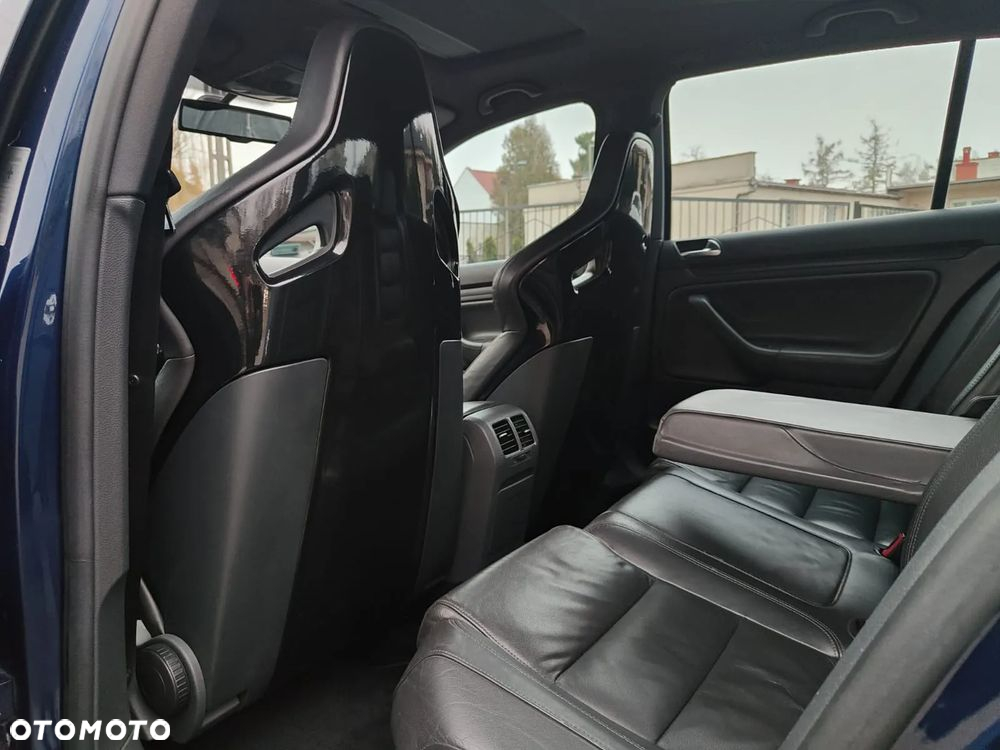 Volkswagen Golf R32 4Motion DSG - 25