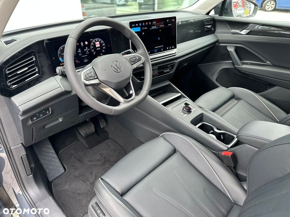 Volkswagen Tiguan - 12