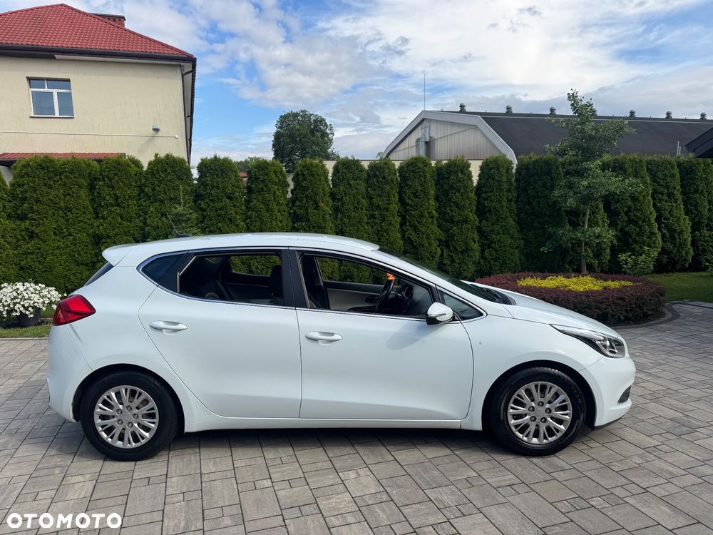 Kia Ceed 1.6 GDI Platinum Edition - 8