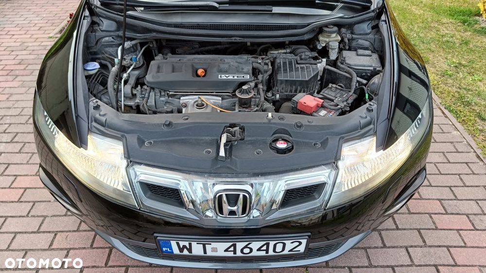Honda Civic 1.8 Executive - 27