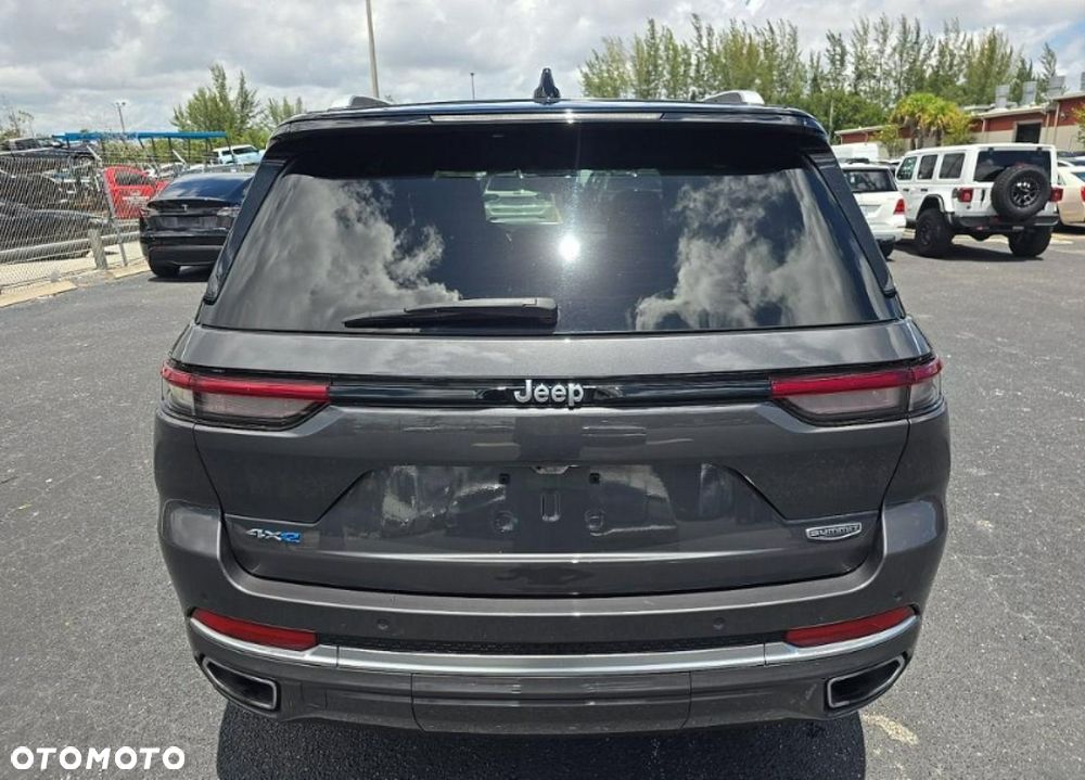 Jeep Grand Cherokee - 5