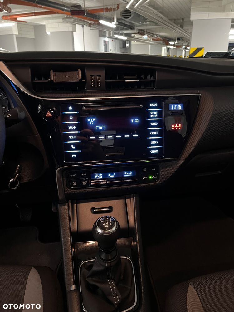 Toyota Auris 1.6 Active - 11