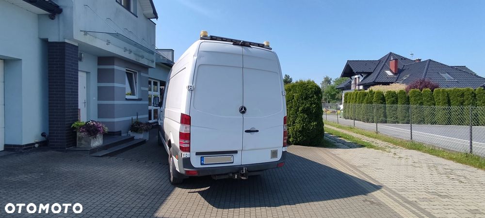 Mercedes-Benz Sprinter L2H2 - 25