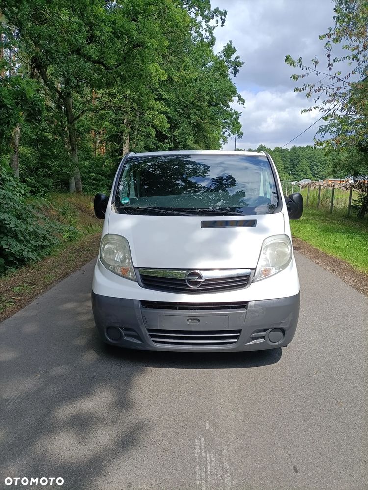 Opel Vivaro - 11