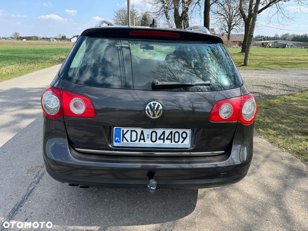 Volkswagen Passat 2.0 TDI Highline - 6