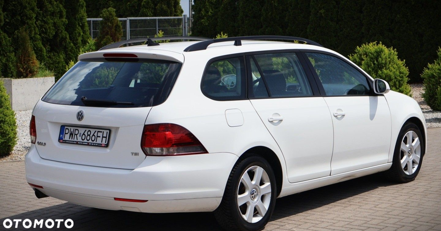 Volkswagen Golf - 6