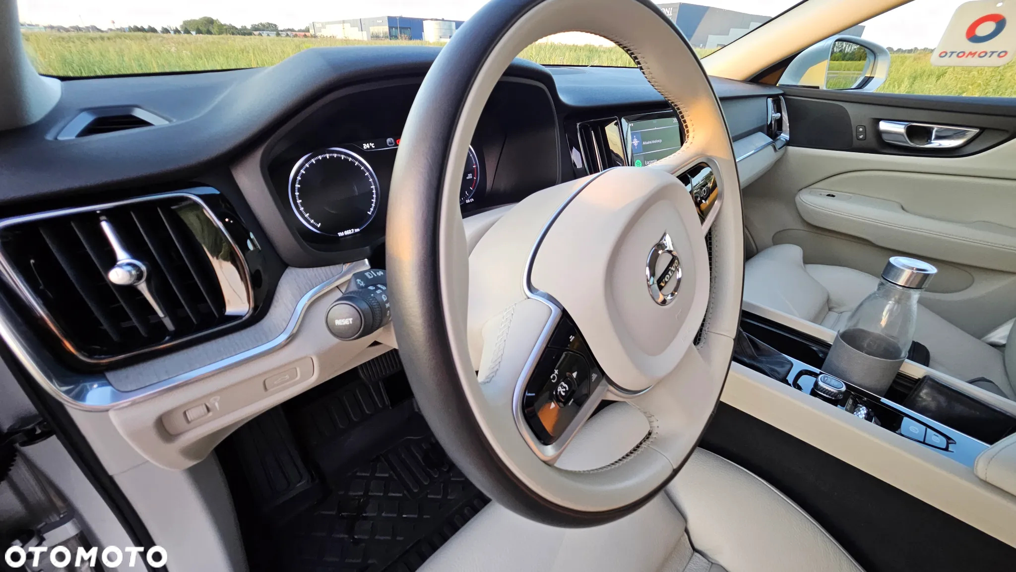 Volvo V60 B4 D Geartronic Inscription - 14