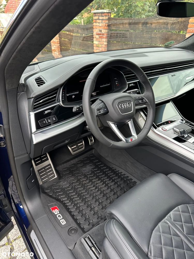 Audi SQ8 - 20