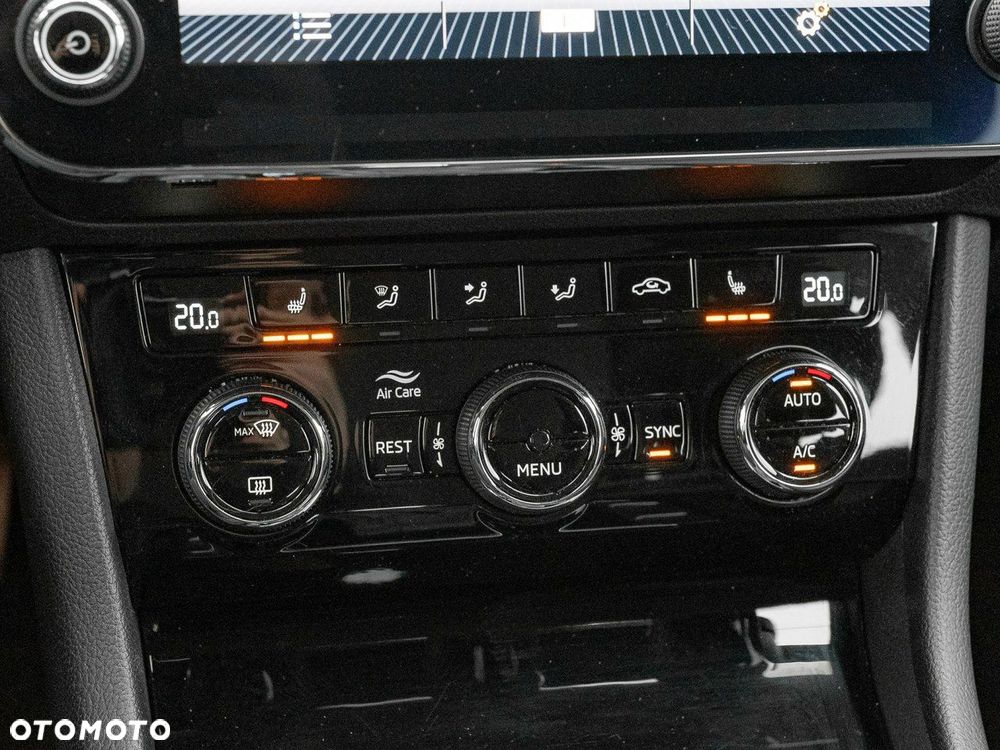 Skoda Superb 2.0 TDI Ambition DSG - 18