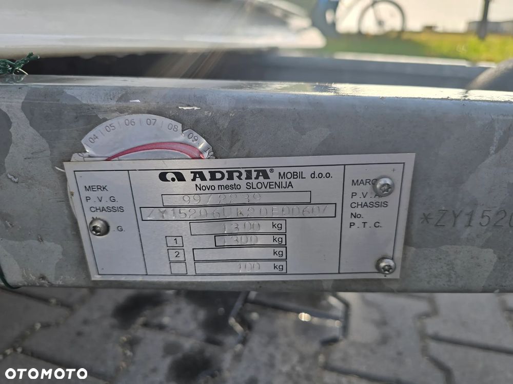 Adria UNICA B502 UK - 8