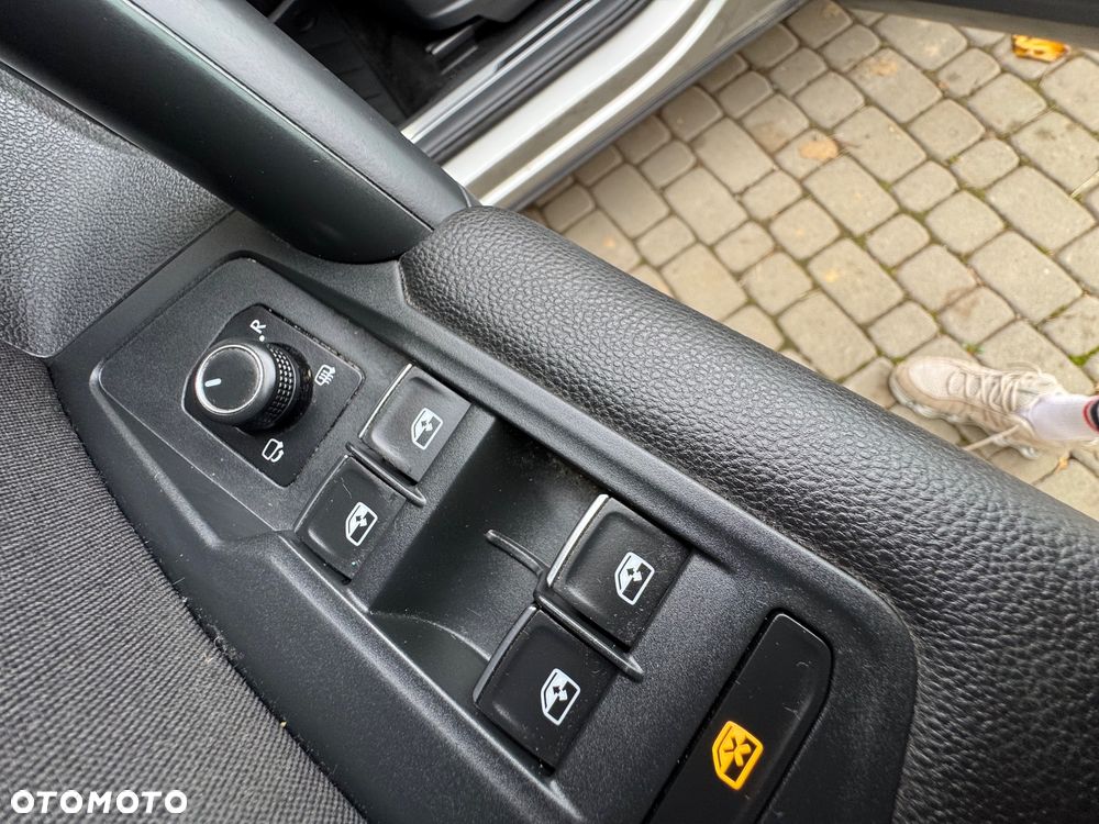 Volkswagen Tiguan - 26