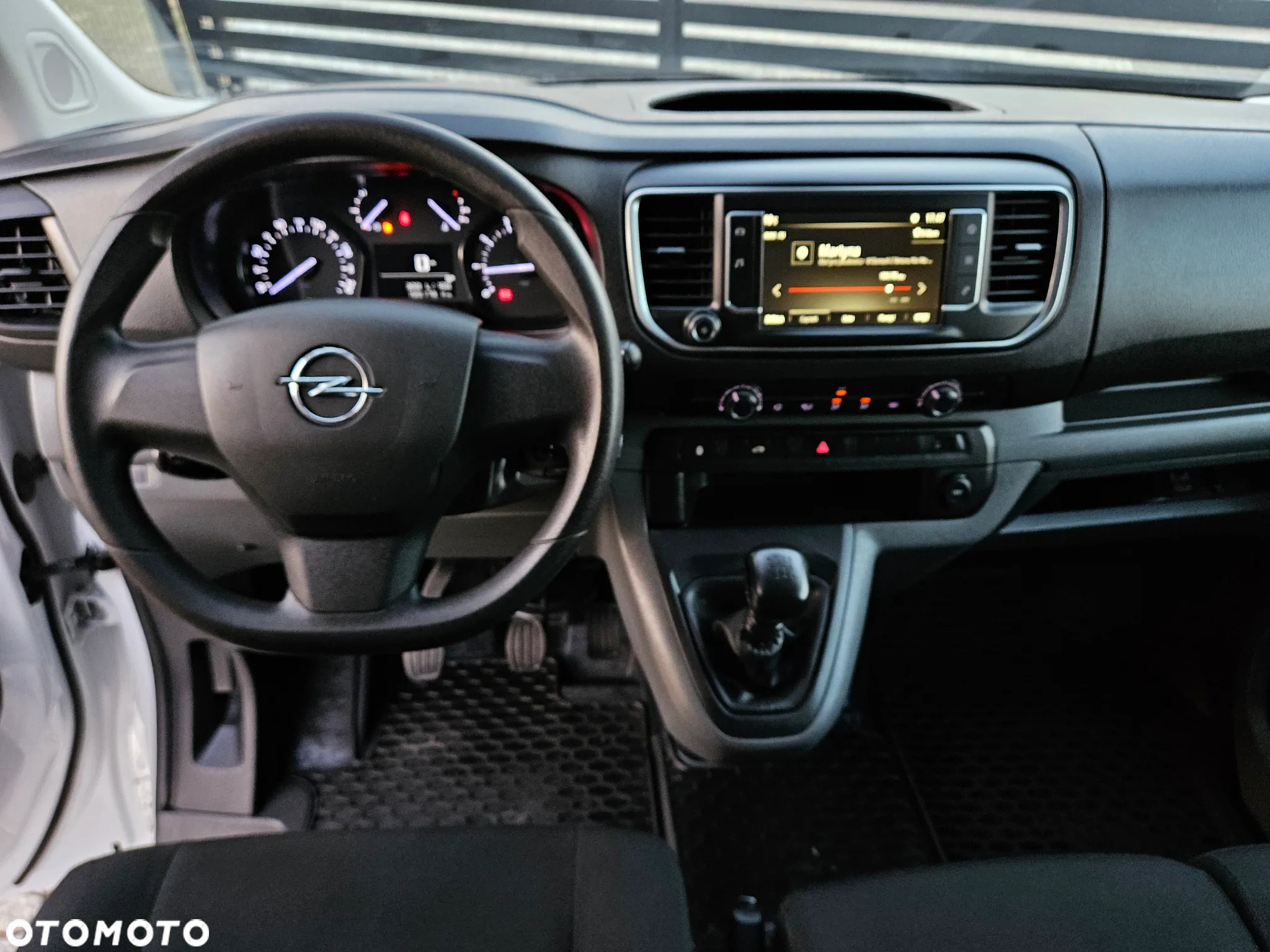 Opel VIVARO L2H1 - 9
