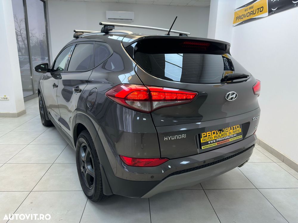 Hyundai Tucson 2.0 CRDI 4WD Automatik Premium - 3