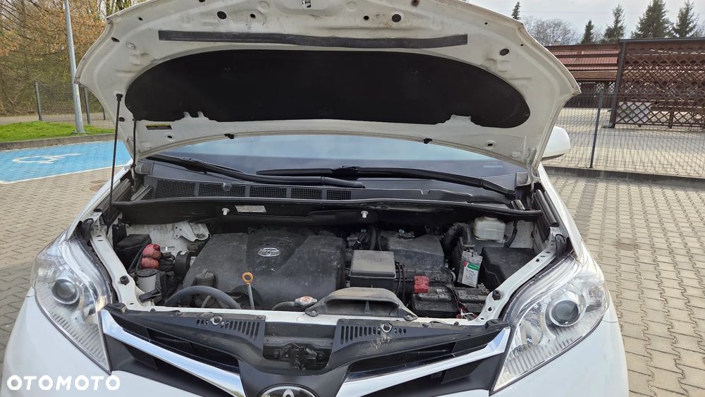 Toyota Sienna - 36