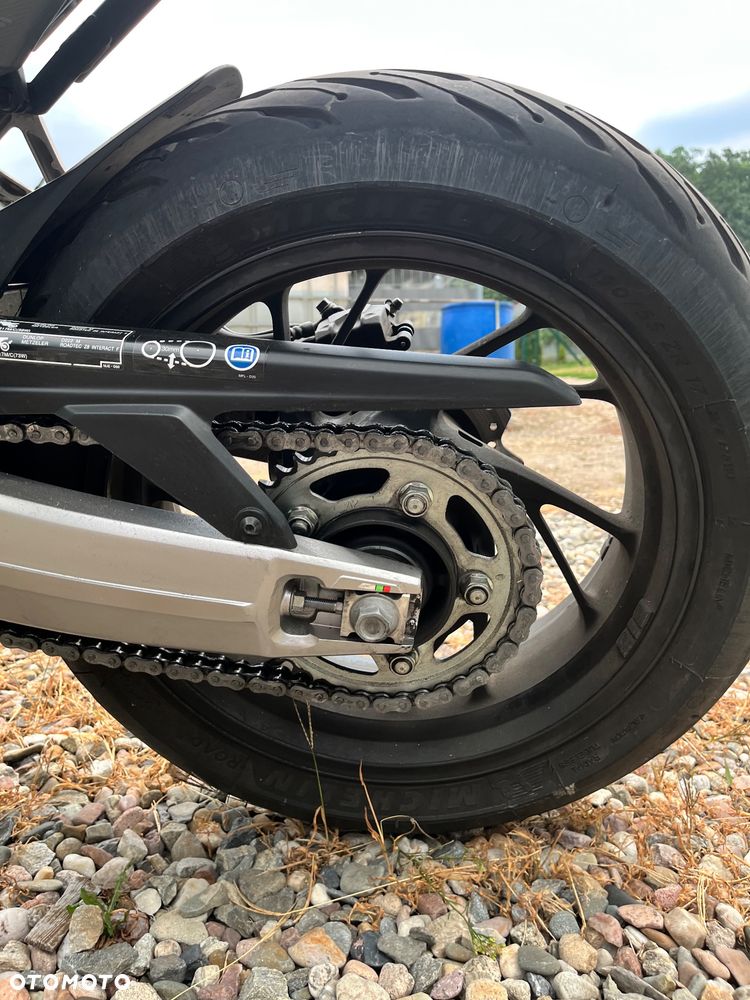 Honda CBR - 7