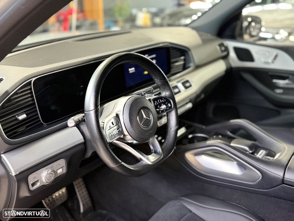 Mercedes-Benz GLE 300 d 4Matic - 32