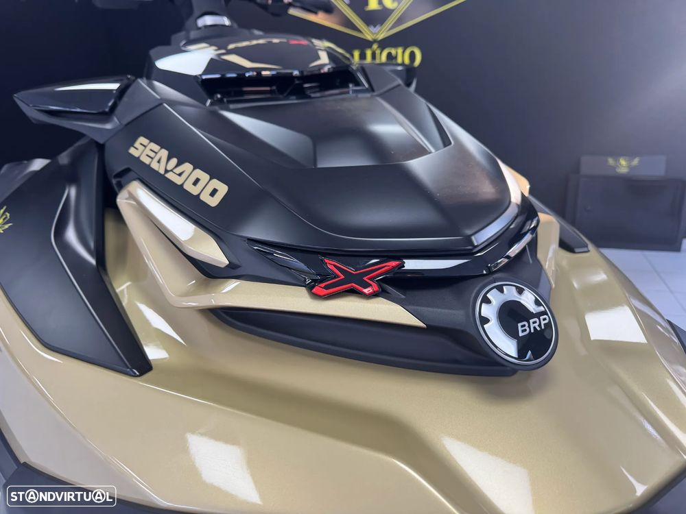 Sea-Doo RXT 325 - 8