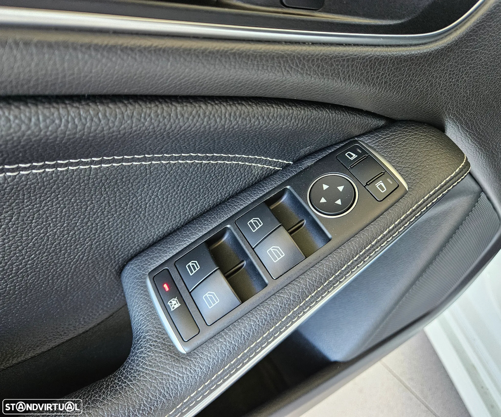 Mercedes-Benz CLA 180 d Shooting Brake Urban Aut. - 32