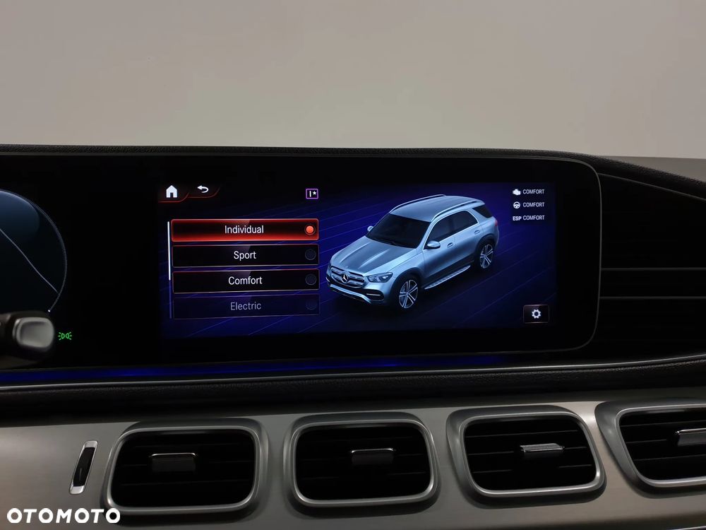 Mercedes-Benz GLE - 25