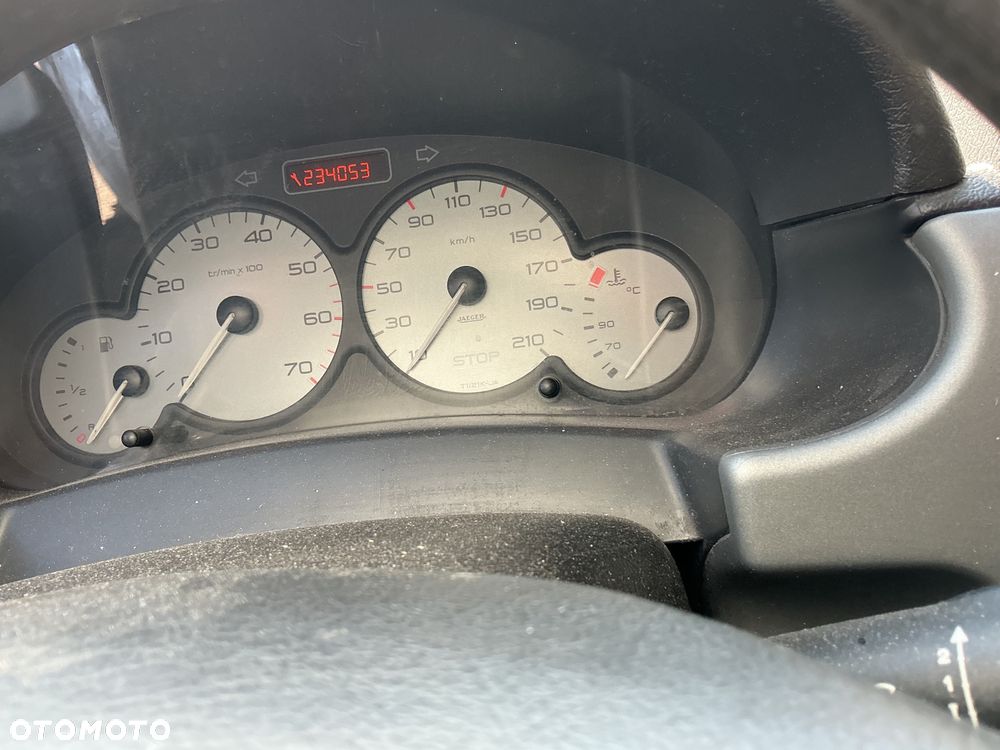 Peugeot Partner 90 L2 - 8