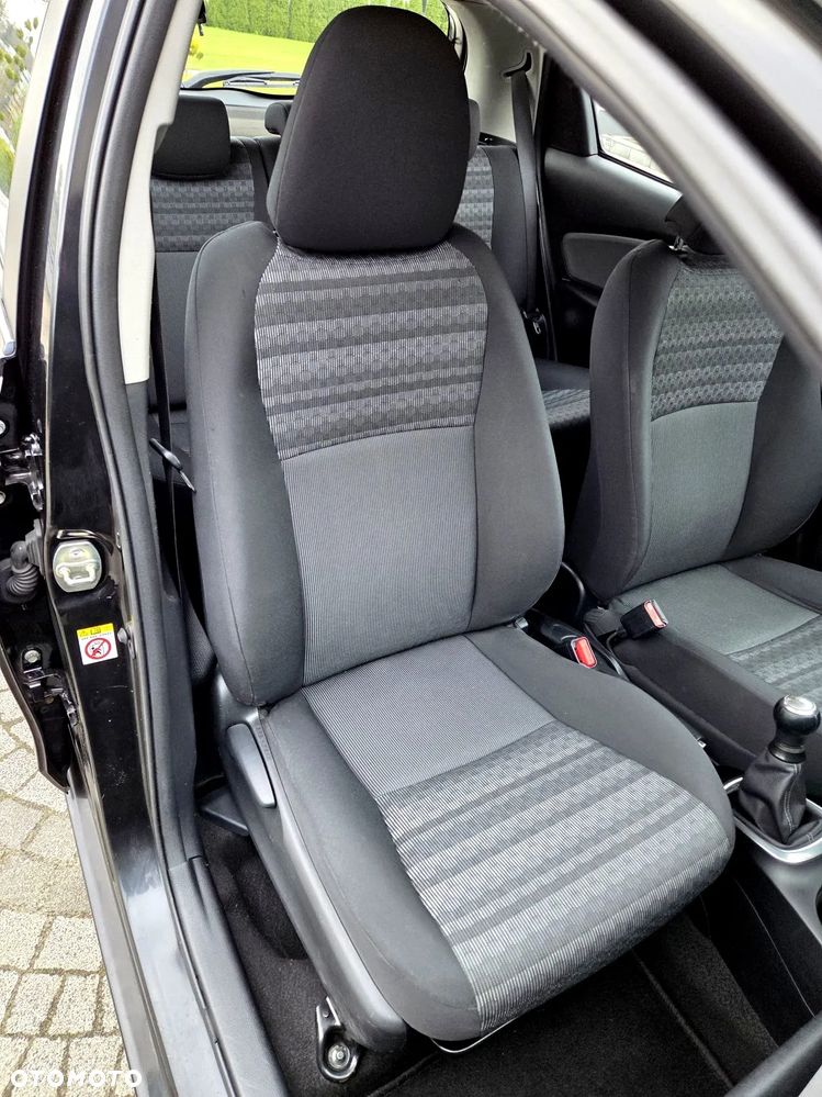 Toyota Yaris - 19