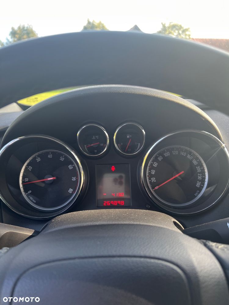 Opel Astra 1.4 Turbo Sports Tourer - 2