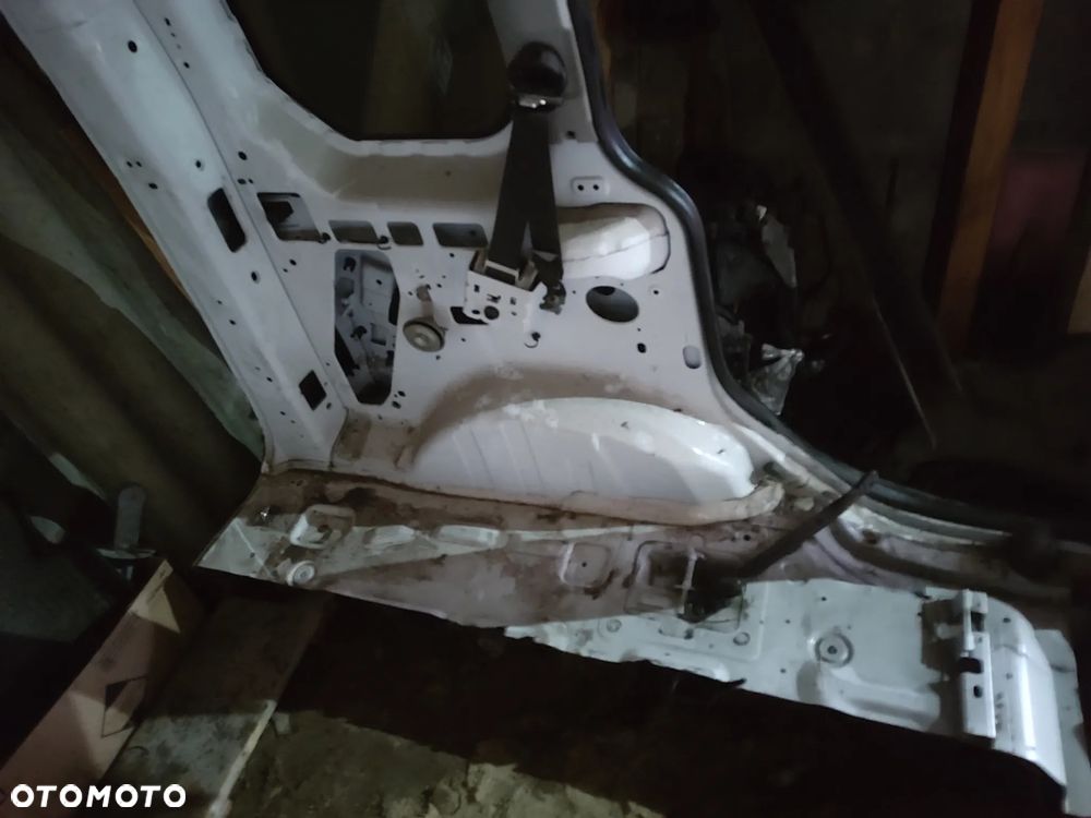 Ford Tourneo Connect MK2 błotnik tylny próg lewy prawy tył - 3