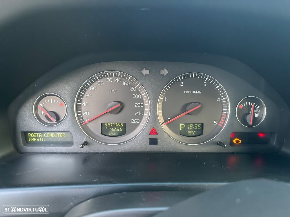 Volvo V70 D5 Nivel 2 Auto. - 14