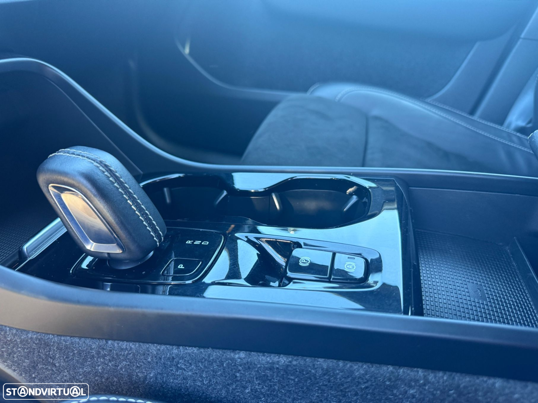 Volvo XC 40 1.5 T4 PHEV R-Design - 15