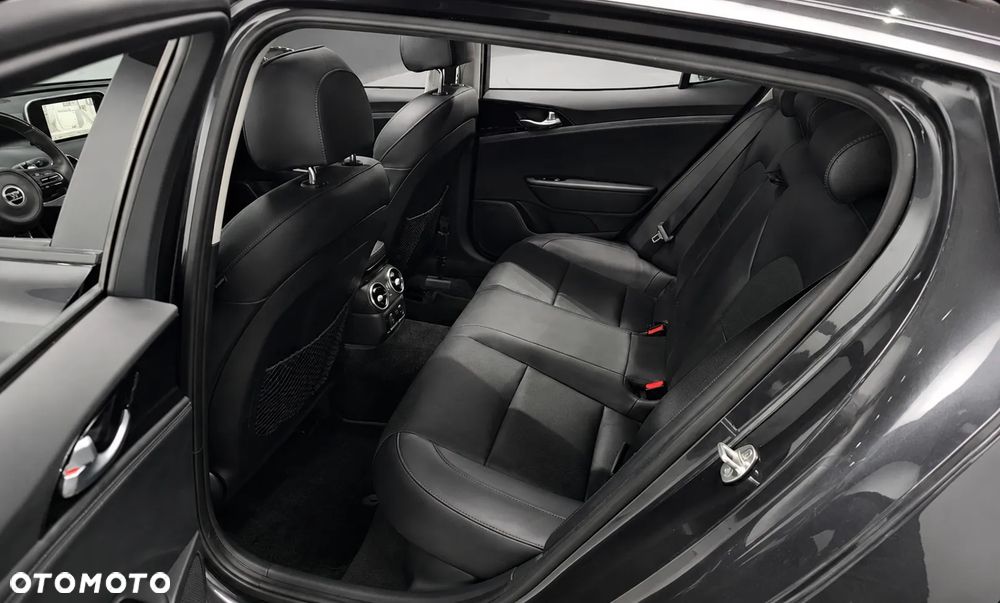 Kia Stinger 2.0 T-GDI L - 4