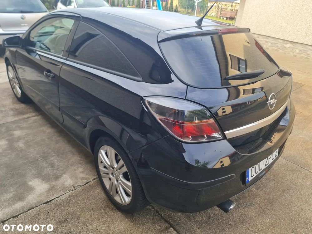 Opel Astra 2.0 T Sport - 4