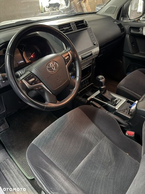 Toyota Land Cruiser 2.8 D-4D Automatik Comfort - 5