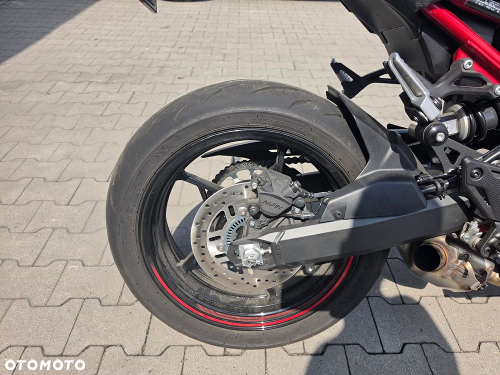 Kawasaki Z 900 - 24