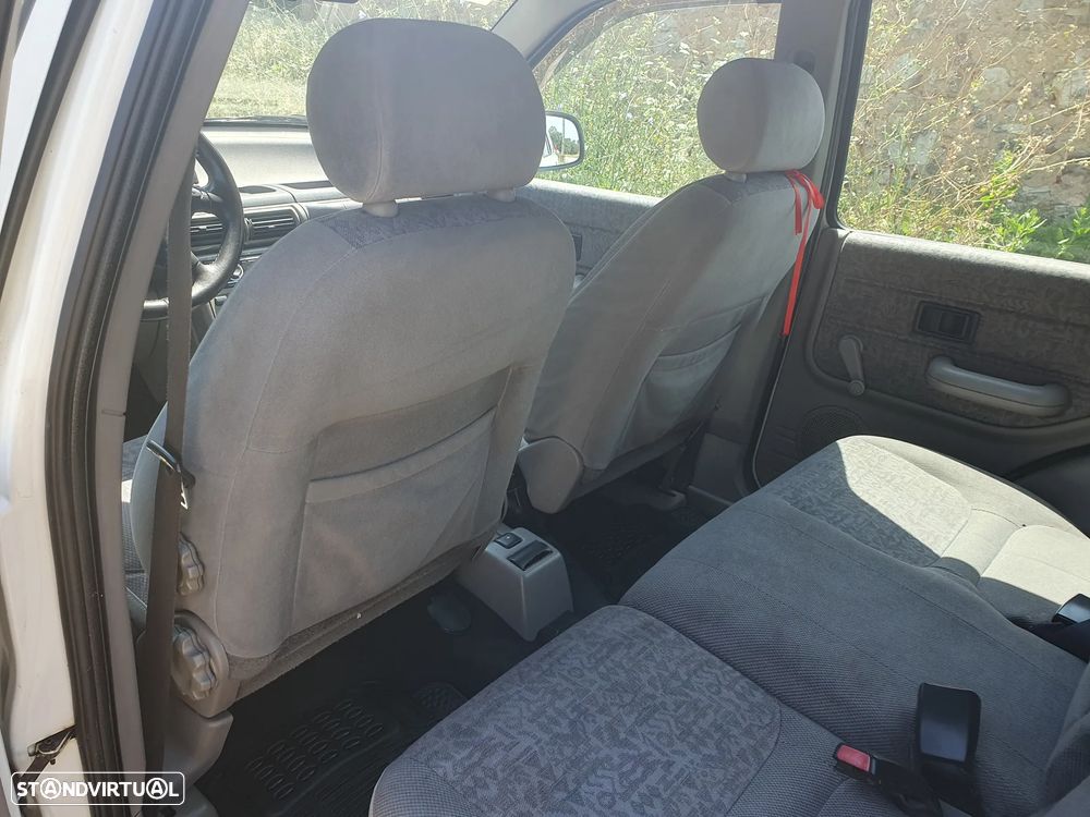 Land Rover Freelander 2.0 di - 7