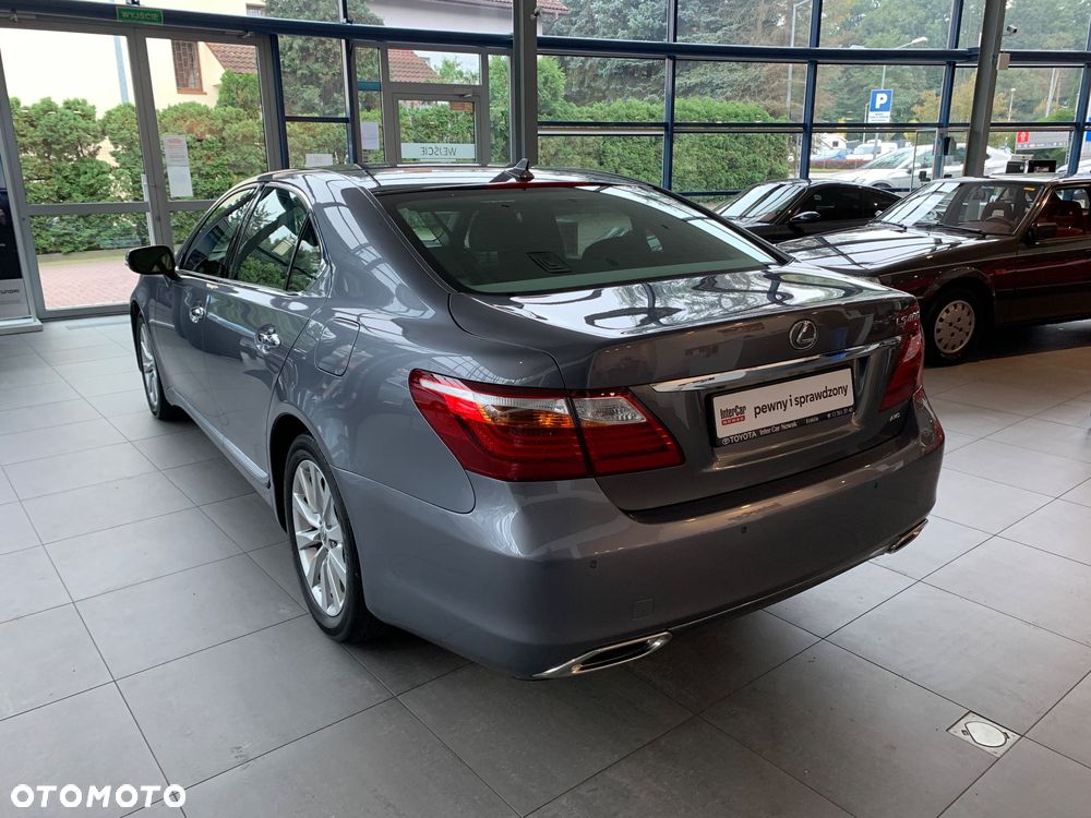 Lexus LS 460 Superior - 9