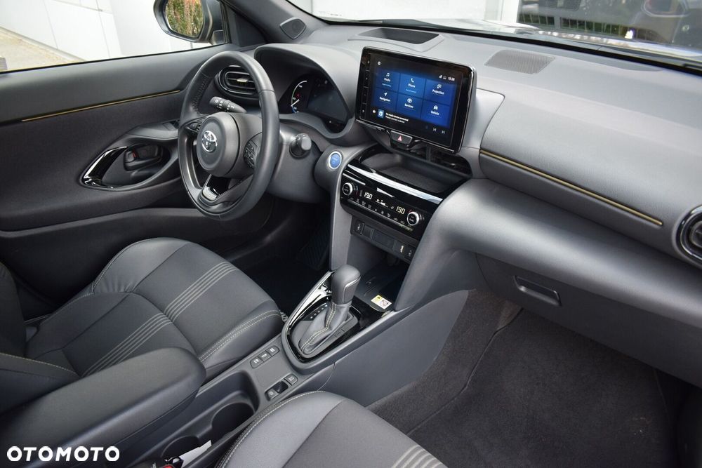 Toyota Yaris Cross Hybrid 1.5 Adventure - 17