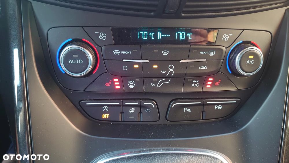 Ford Kuga 2.0 TDCi Titanium - 34
