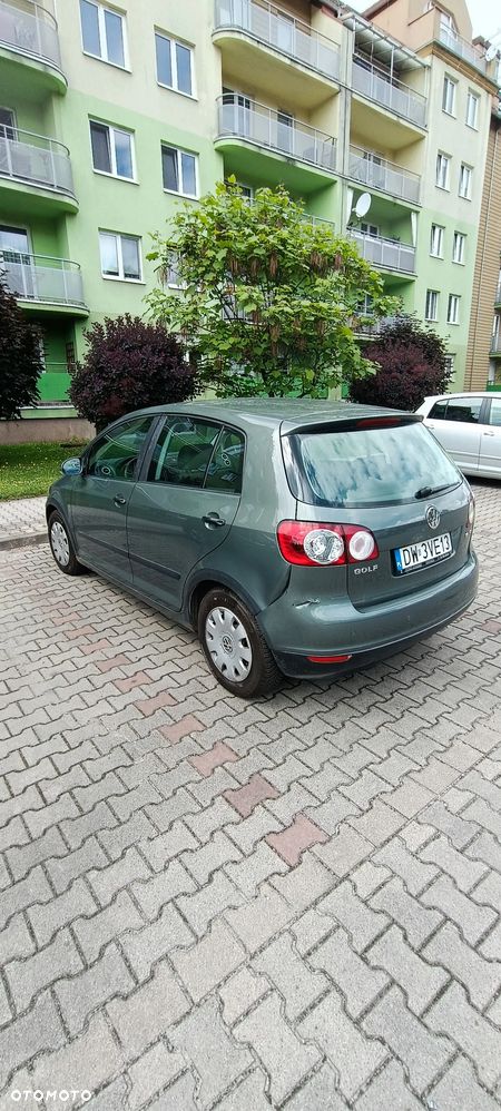 Volkswagen Golf Plus 1.6 FSI Comfortline - 2