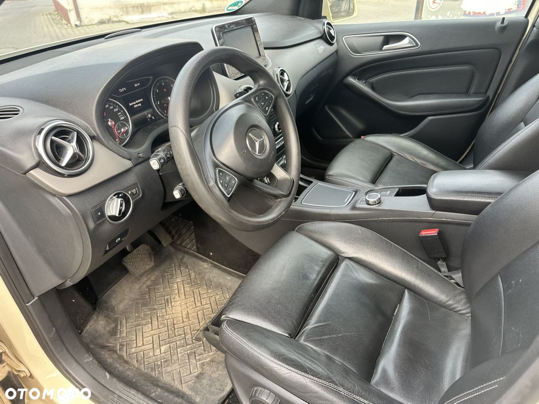 Mercedes-Benz Klasa B 180 (CDI) d 7G-DCT - 16