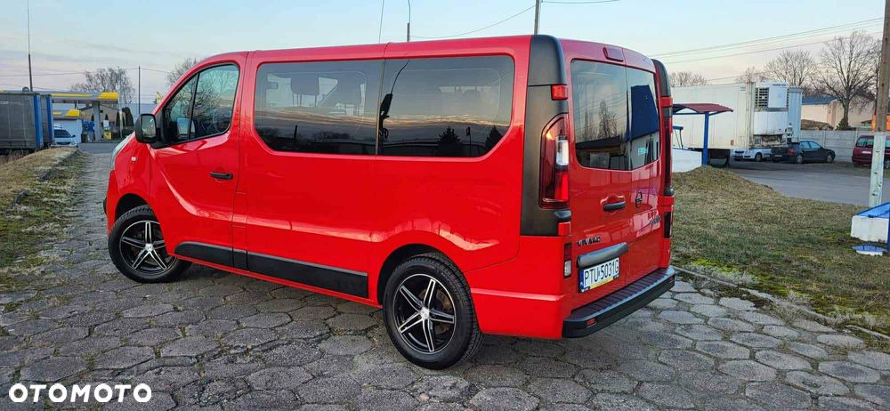 Opel Vivaro - 8