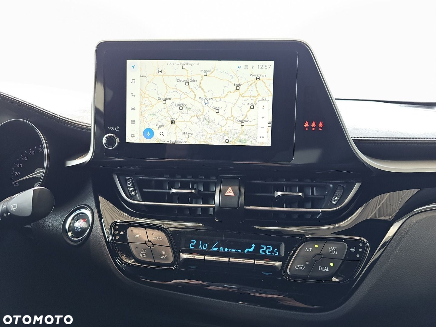 Toyota C-HR - 16