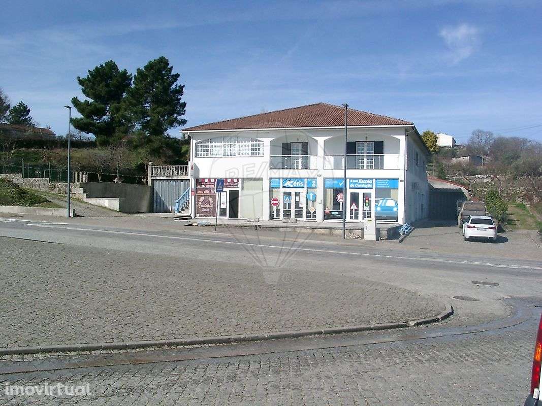 Moradia T4 para venda - Grande imagem: 3/41