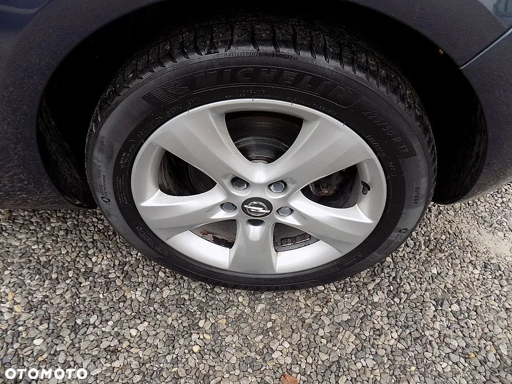 Opel Astra 1.7 CDTI DPF - 19