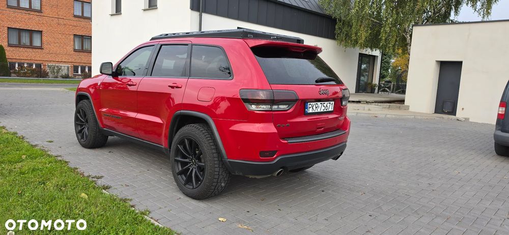Jeep Grand Cherokee - 8