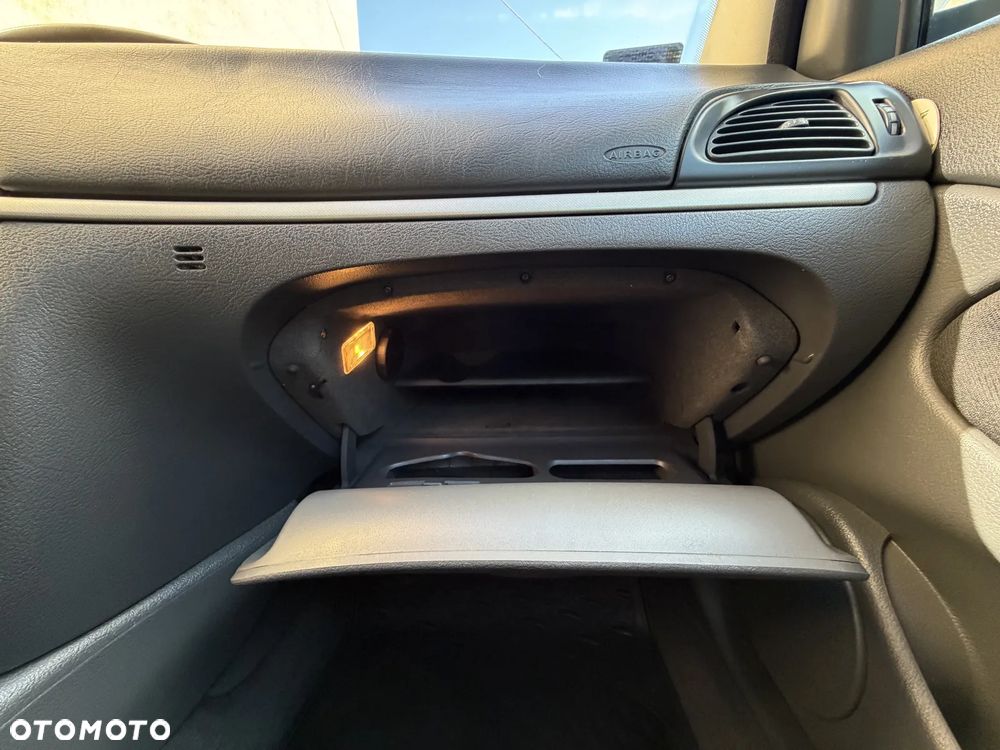 Citroën C5 2.0 16V Tendance - 28