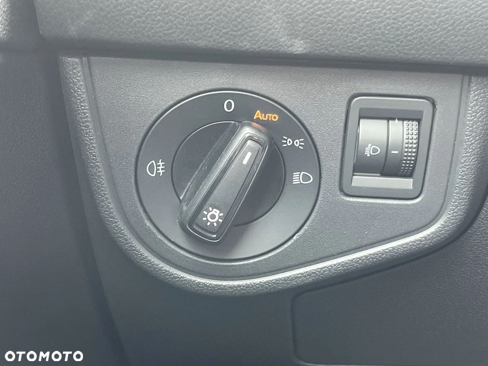 Volkswagen Polo 1.0 MPI Life Plus - 35