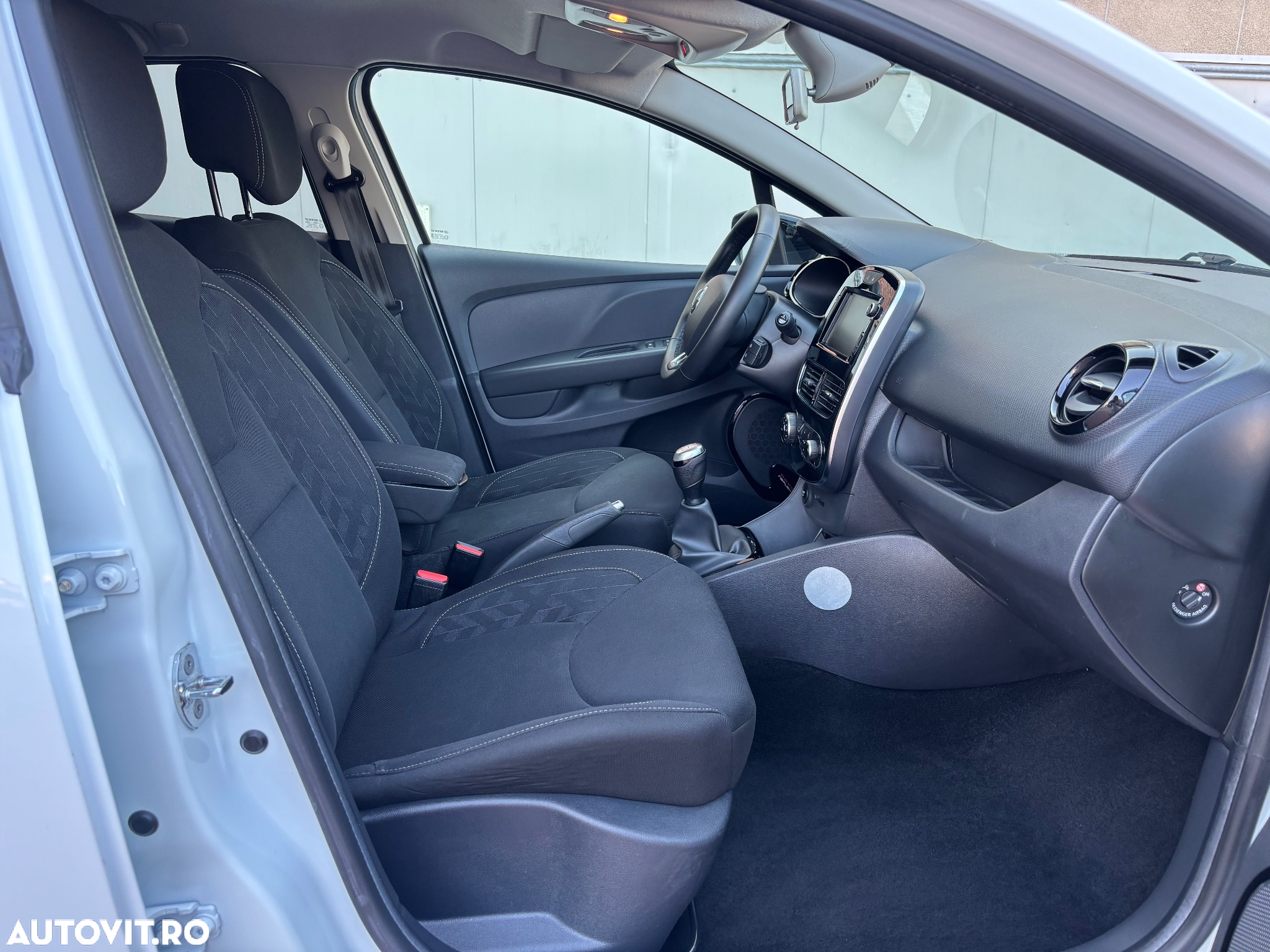 Renault Clio (Energy) TCe 90 Start & Stop LIMITED - 26